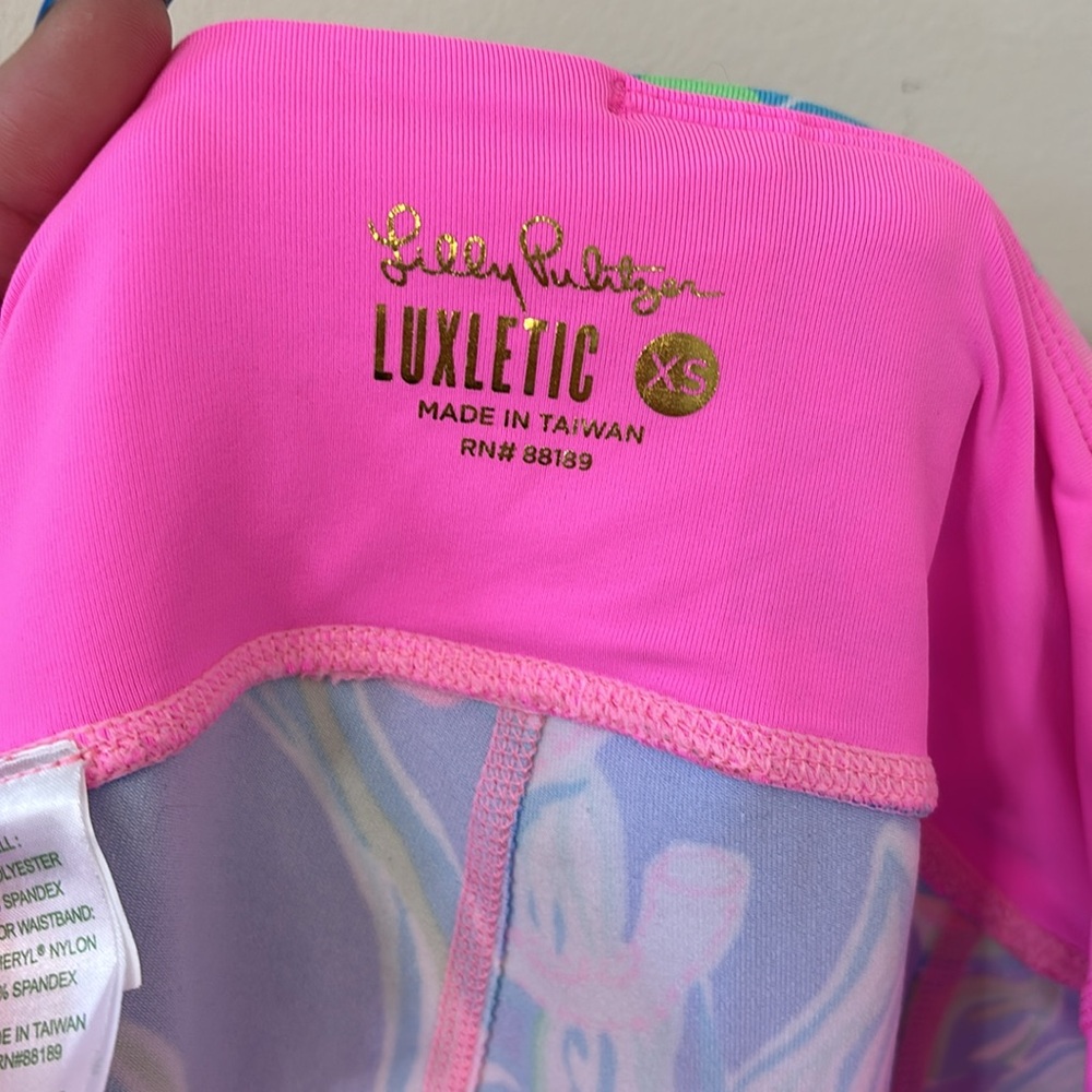 Lilly Pulitzer Luxletic Weekender Midi UPF 50+ Multi Peony For Your Thoughts XS - Picture 10 of 11